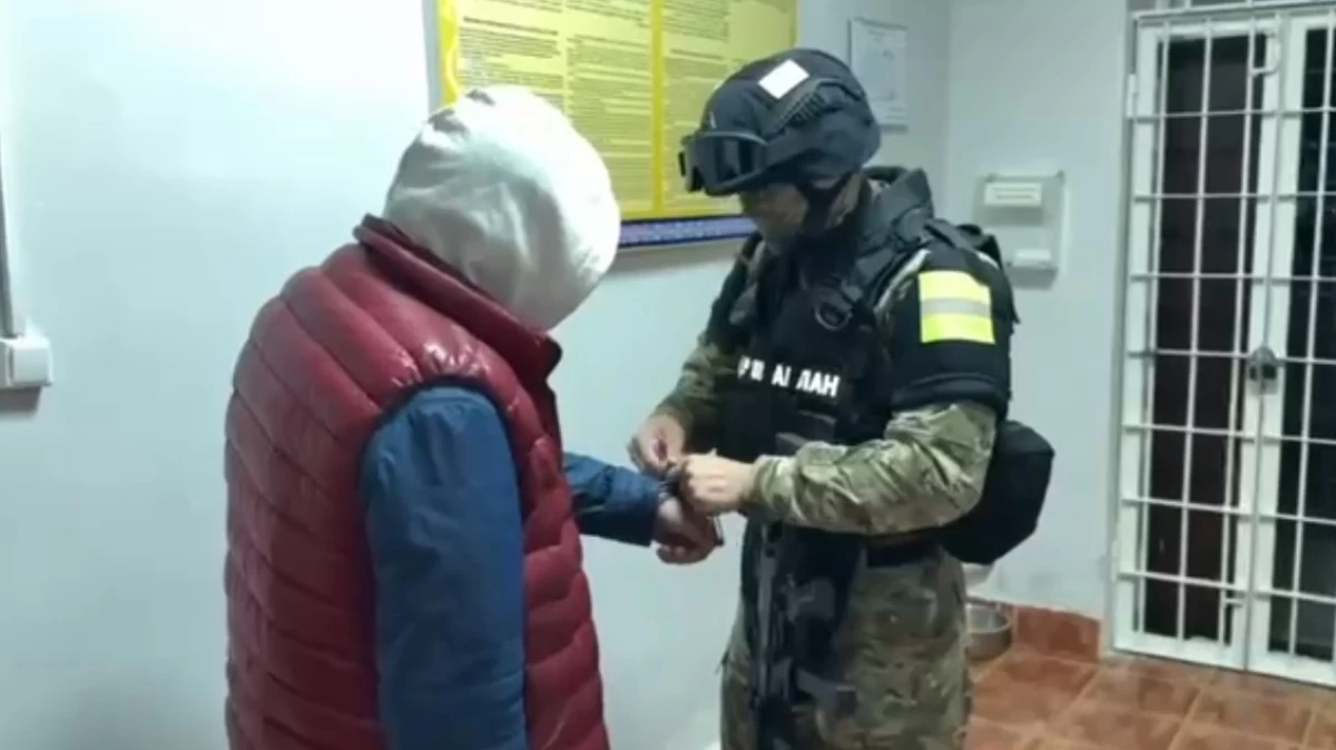 10 МЛН ТЕҢГЕ БОПСАЛАДЫ ДЕГЕН КҮДІКПЕН БЛОГЕР ҰСТАЛДЫ